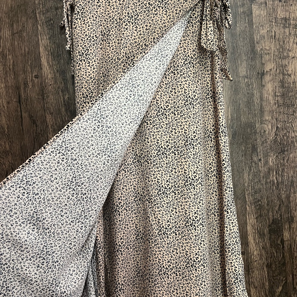 NEW Leopard print wrap skirt size small leopard print